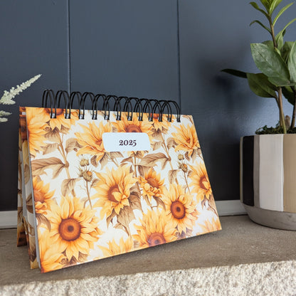 2025 Sunflower Desk Daily Calendar