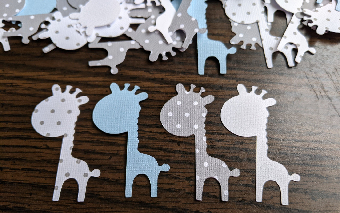 Textured Giraffe Confetti-Party Decor